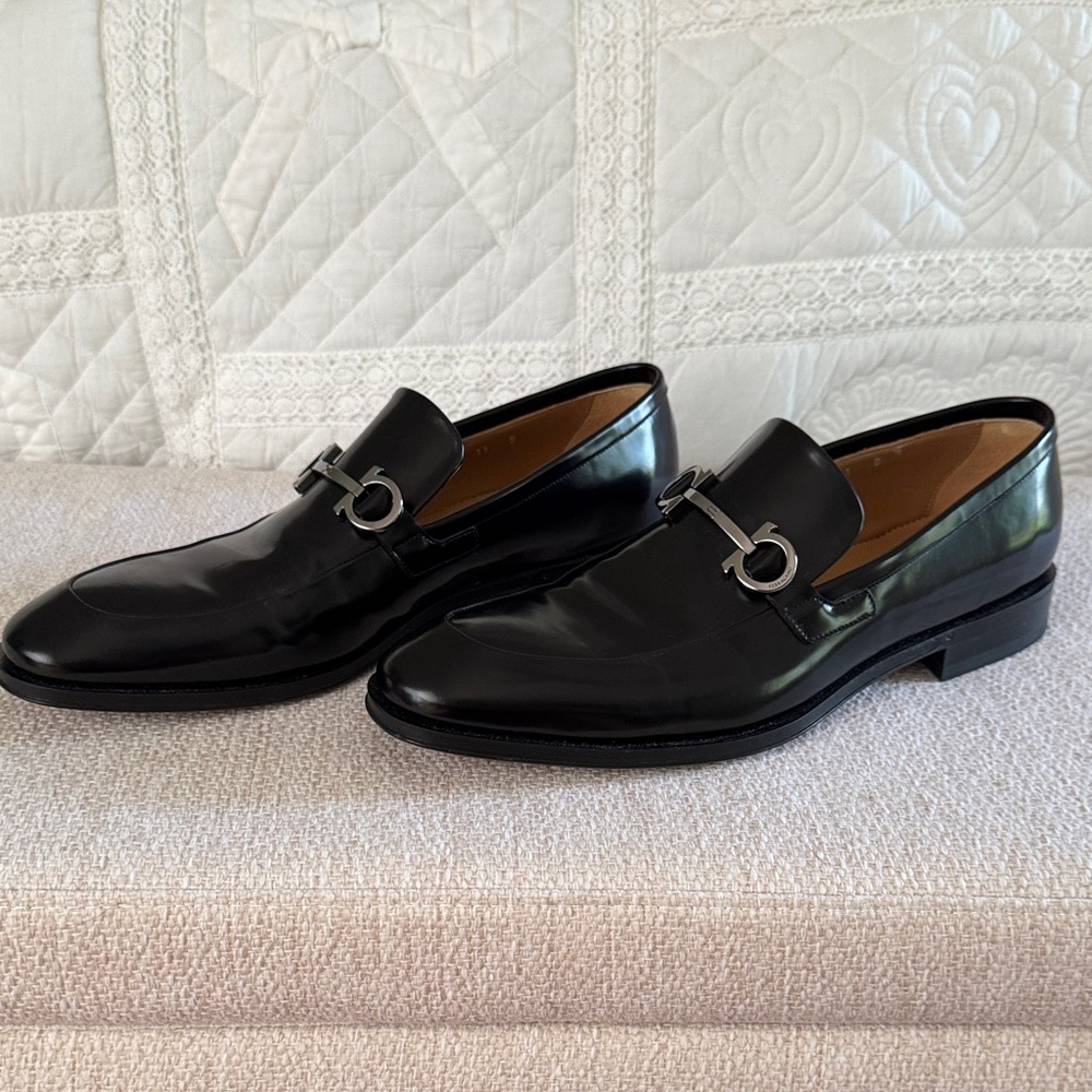 Ferragamo Black Leather Loafers